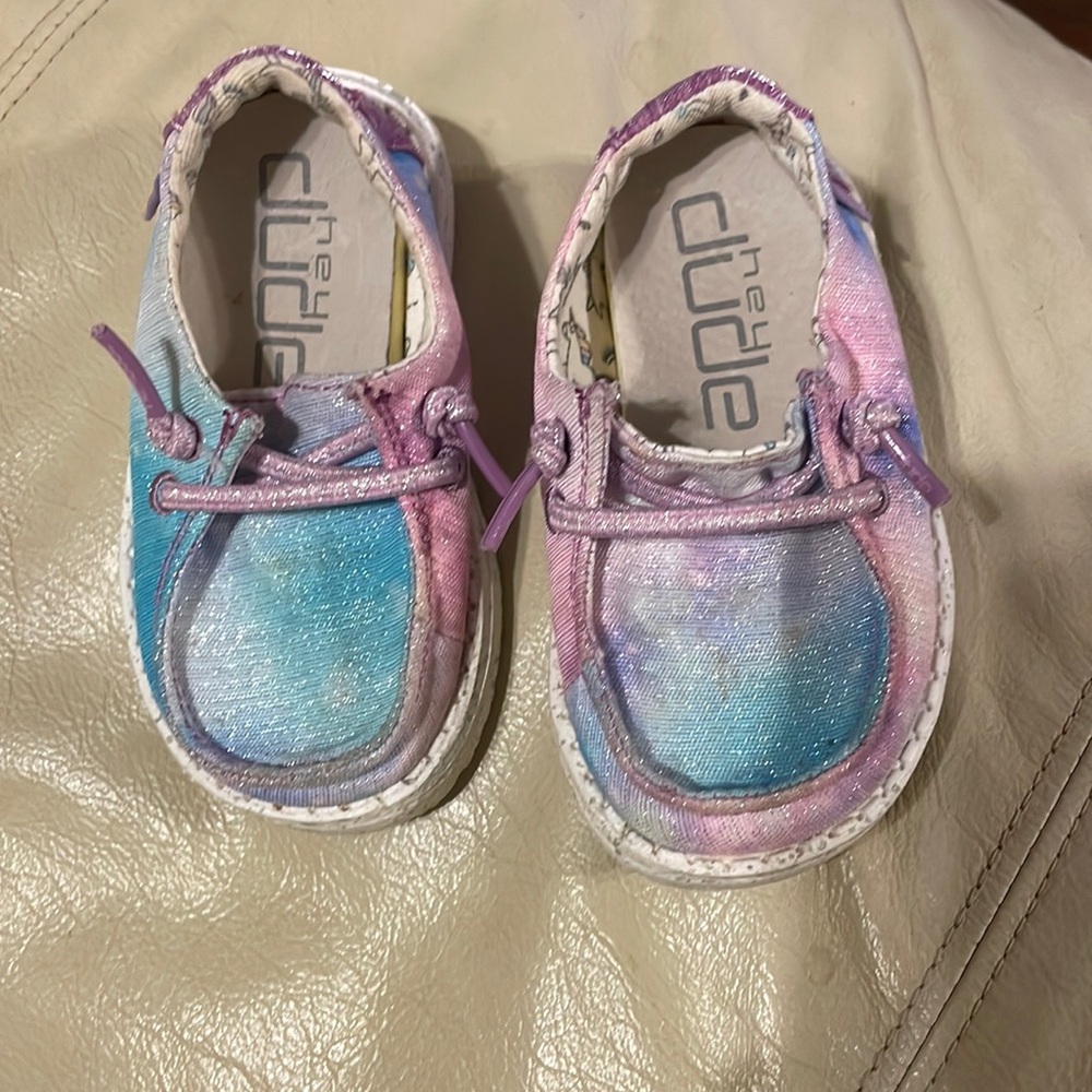 HeyDude Toddler size 5